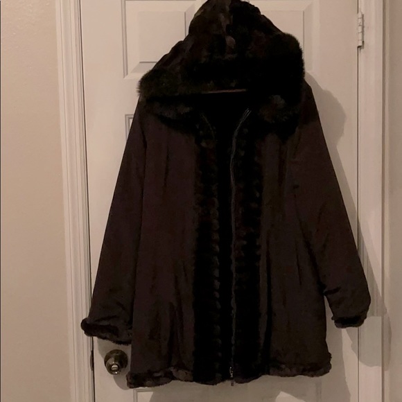 fur coat - Picture 2 of 4